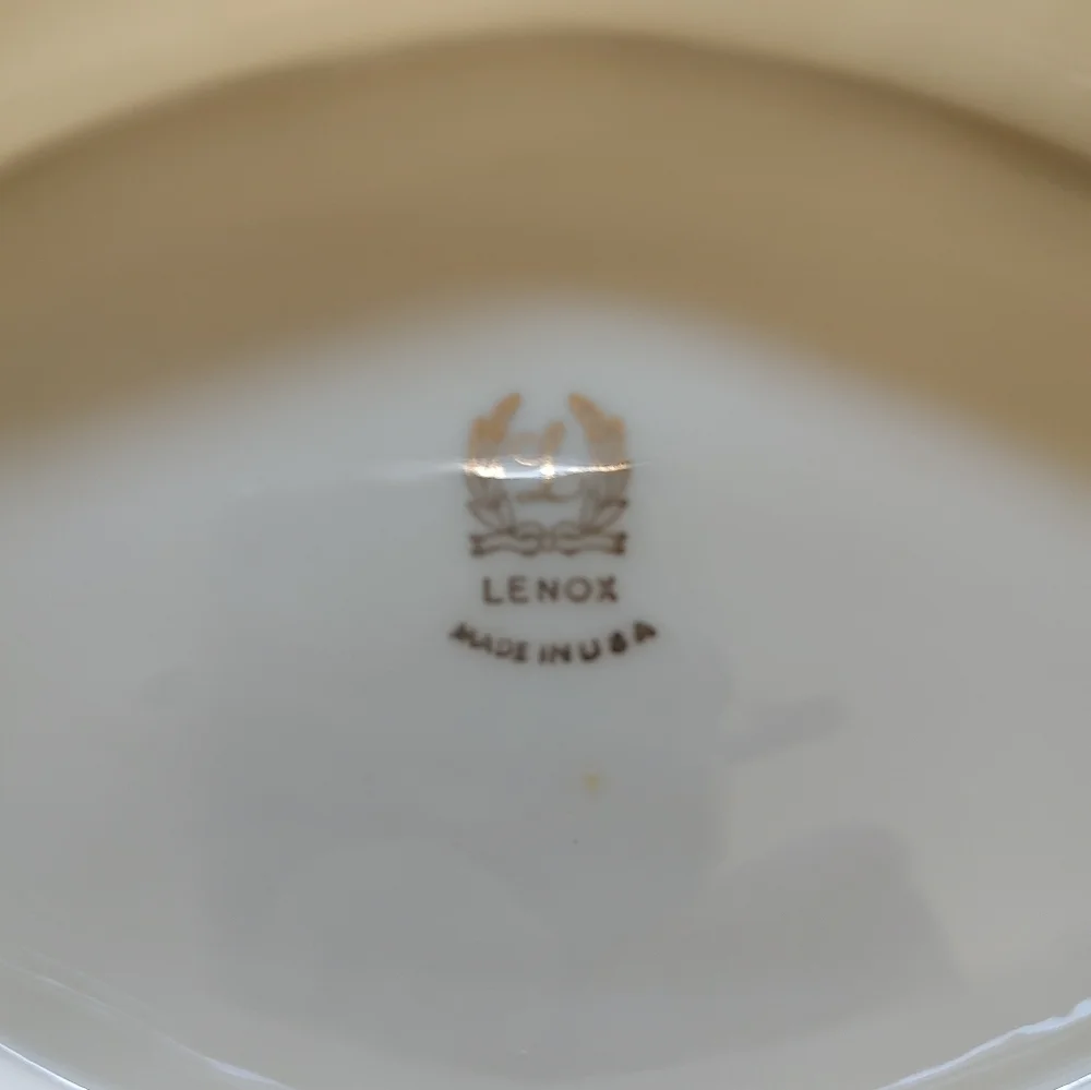 Vintage Lenox China Symphony Scalloped Centerpiece Oval Bowl w/Platinum Trim - Picture 4 of 4